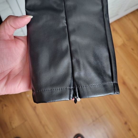 Bohme Karina Black Faux Vegan Leather High Rise Pull-On Pants XS (00-0) EUC - Picture 6 of 14